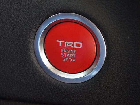 Used 2024 Toyota Tundra Limited image 10