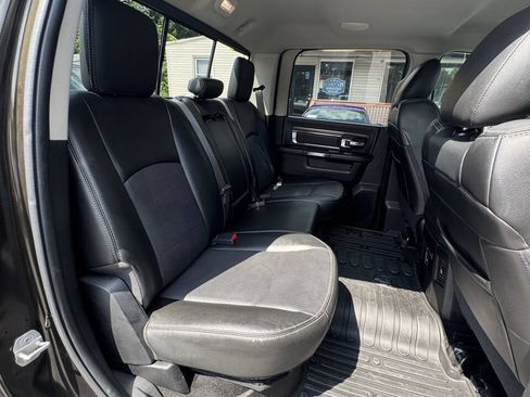 Used 2014 RAM 1500 Laramie w/ Convenience Group AWD/4WD image 17