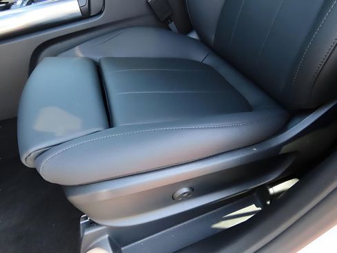 Certified 2025 Mercedes-Benz GLA 250 4MATIC image 53