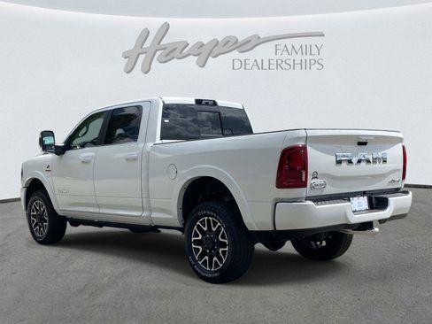 New 2026 RAM 2500 Limited AWD/4WD image 6