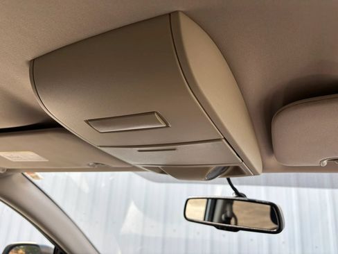 Used 2018 Dodge Grand Caravan SE w/ UConnect Hands-Free Group FWD image 35