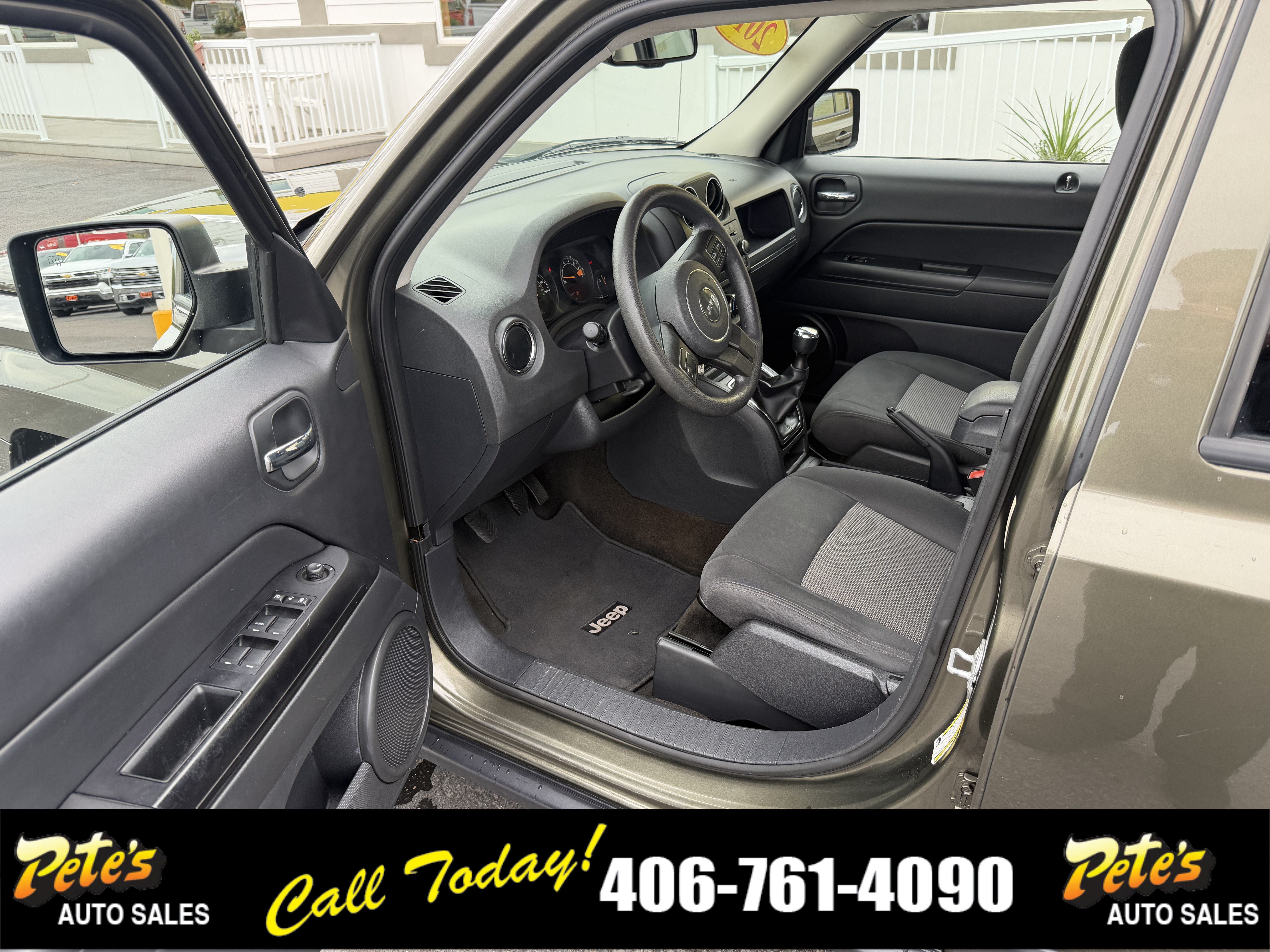 Used 2015 Jeep Patriot Sport w/ Power Value Group AWD/4WD image 24
