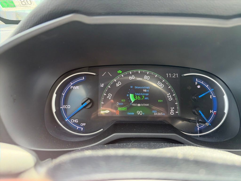 Used 2019 Toyota RAV4 XSE AWD/4WD image 4