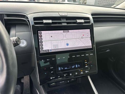 Used 2022 Hyundai Tucson Limited w/ Winter Package image 30