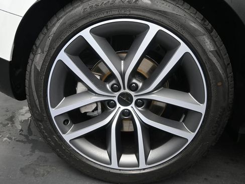 New 2027 Land Rover Range Rover Sport SE AWD/4WD image 15