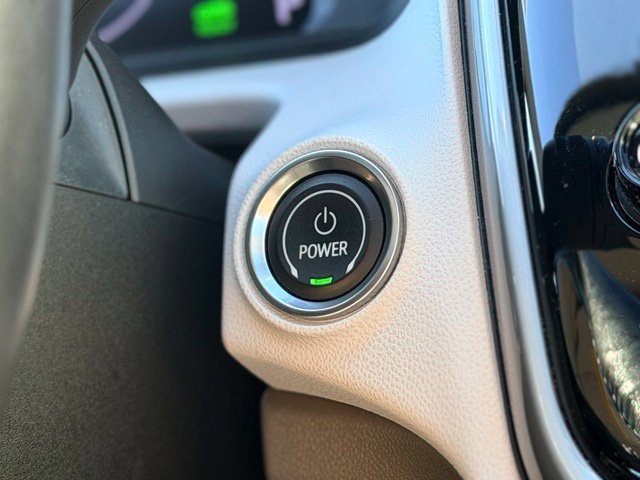 Used 2023 Chevrolet Bolt EUV Premier w/ Sun & Sound Package FWD image 13