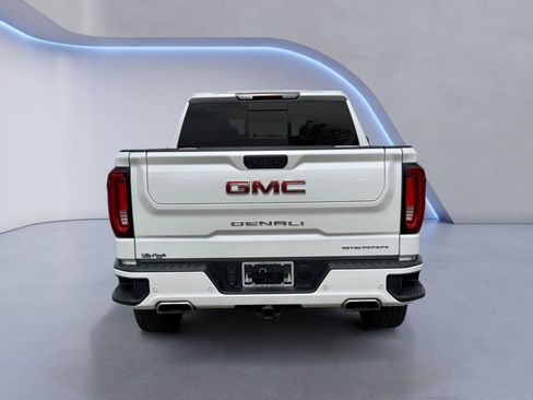Used 2020 GMC Sierra 1500 Denali w/ Driver Alert Package II AWD/4WD image 4