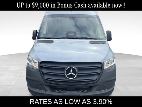 New 2025 Mercedes-Benz Sprinter 2500 image 2