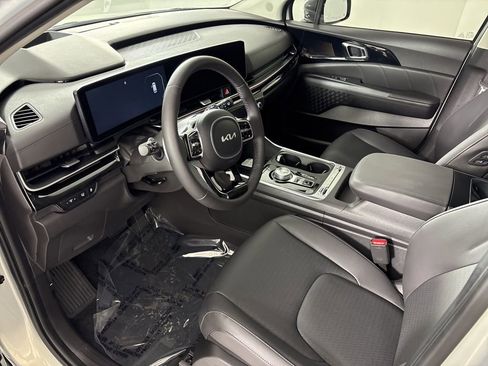 New 2026 Kia Carnival SX Prestige FWD image 30