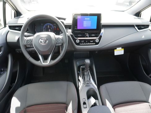 New 2026 Toyota Corolla SE image 2