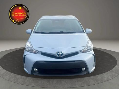 Used 2016 Toyota Prius V Five FWD image 8
