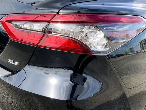 Used 2023 Toyota Camry XLE image 30