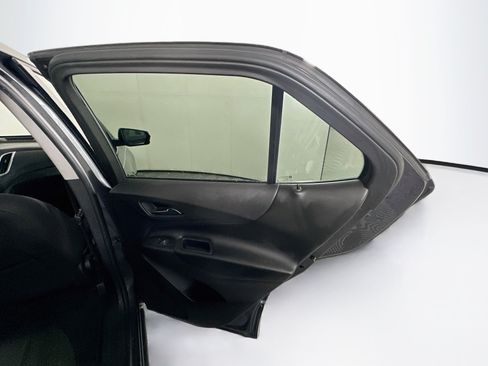 Used 2019 Chevrolet Equinox LT FWD image 29