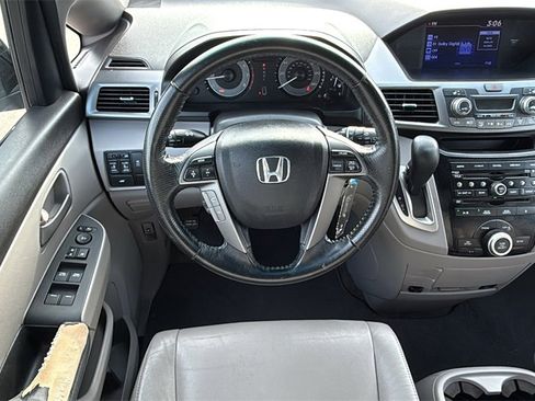 Used 2011 Honda Odyssey EX-L image 19