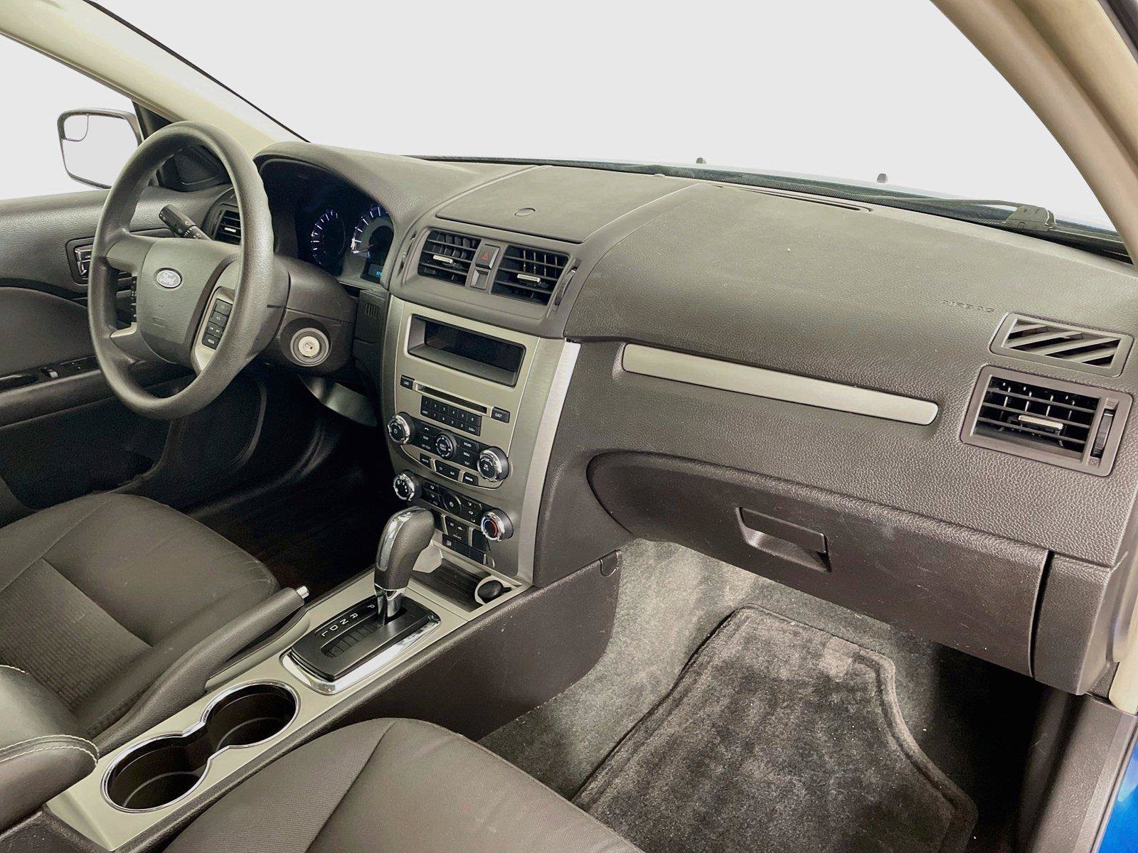 Used 2012 Ford Fusion SE FWD image 25