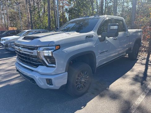 Used 2024 Chevrolet Silverado 2500 LTZ w/ LTZ Plus Package image 1