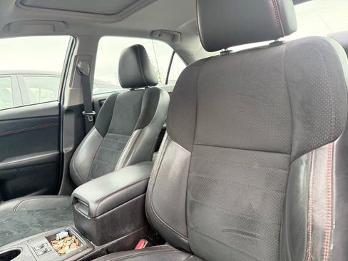 Used 2017 Toyota Camry XSE FWD image 6