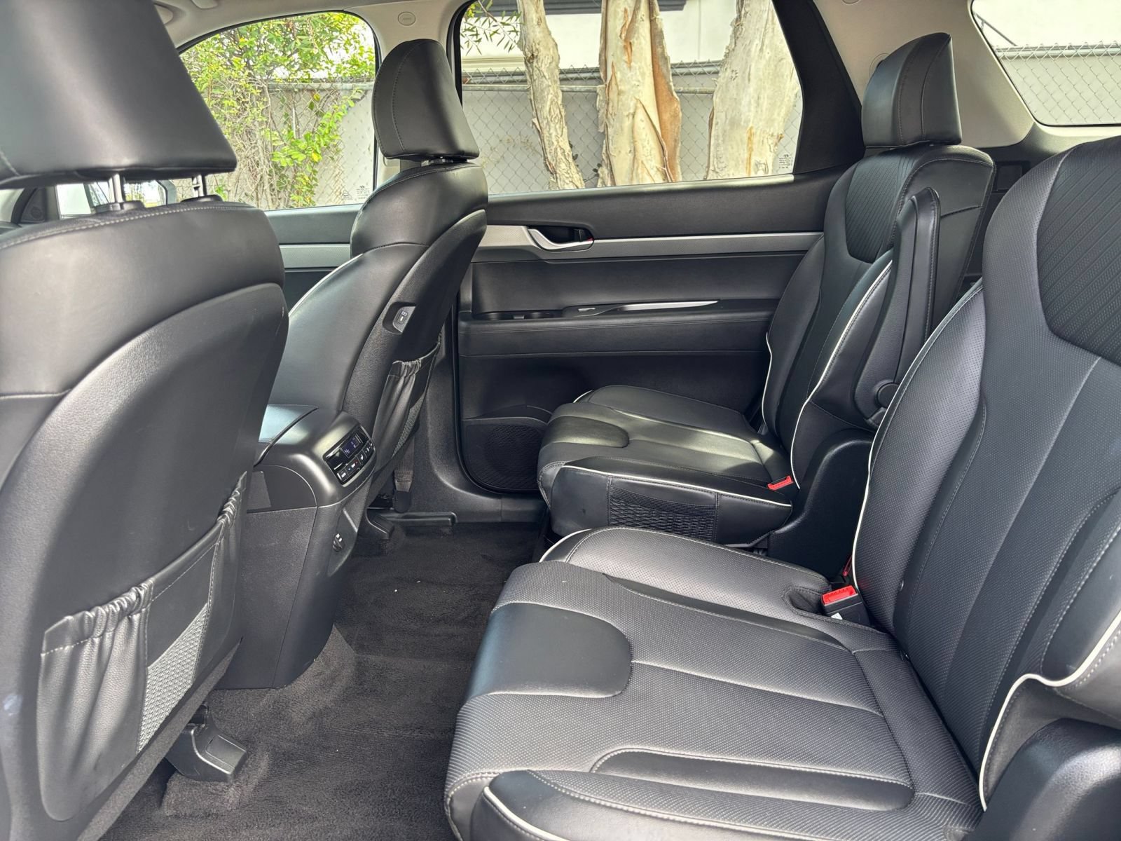 Used 2025 Hyundai Palisade SEL FWD image 28