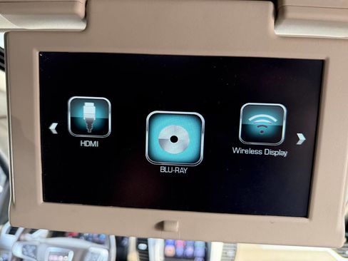 Used 2018 GMC Yukon SLT AWD/4WD image 30