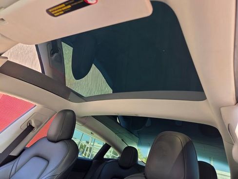 Used 2021 Tesla Model 3 Standard Range Plus RWD image 17