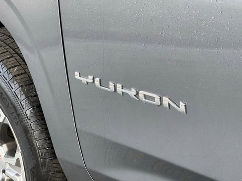 Used 2021 GMC Yukon SLE image 5