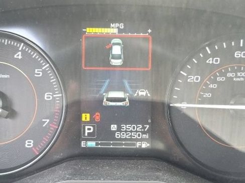 Used 2018 Subaru Crosstrek 2.0i Premium AWD/4WD image 19
