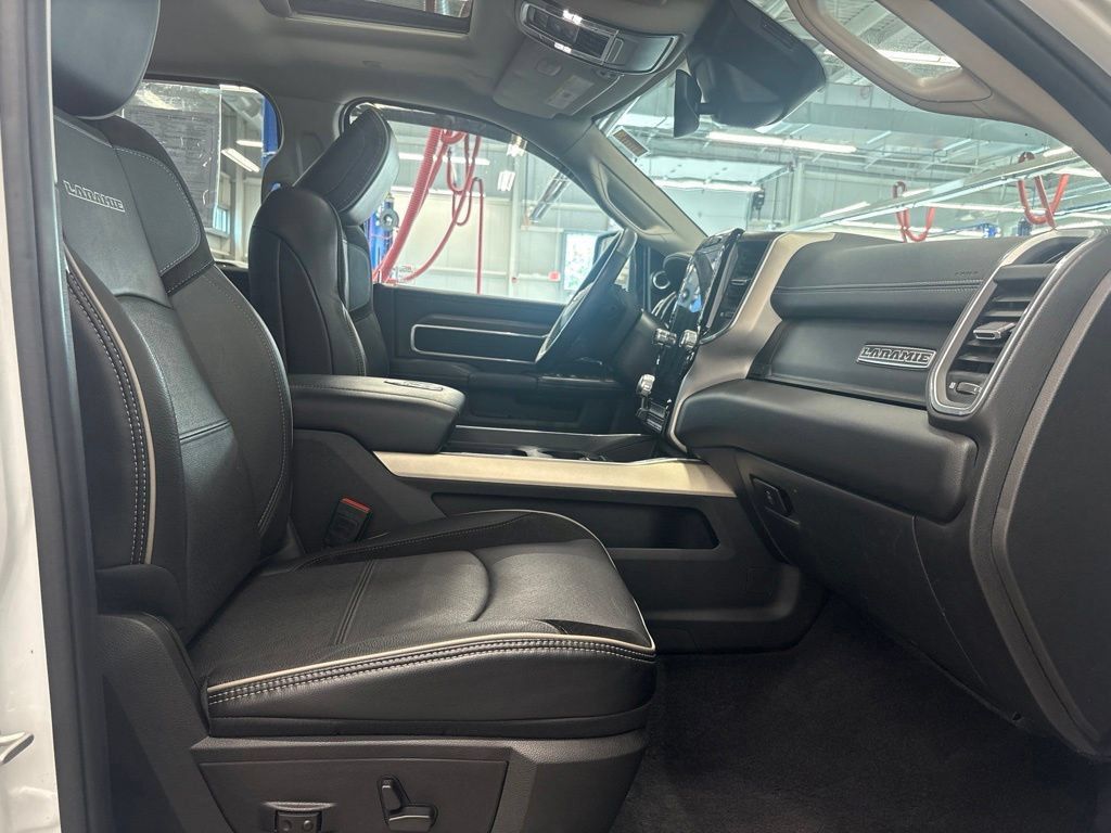 Used 2024 RAM 2500 Laramie w/ Safety Group AWD/4WD image 19