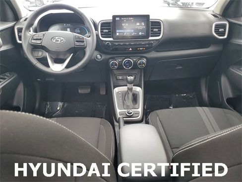 Certified 2025 Hyundai Venue SEL image 14