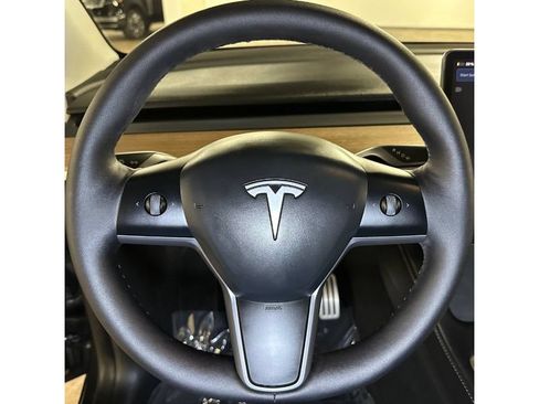 Used 2025 Tesla Model Y Performance AWD/4WD image 22
