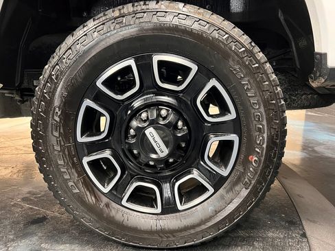 Used 2023 Ford F250 Platinum AWD/4WD image 37