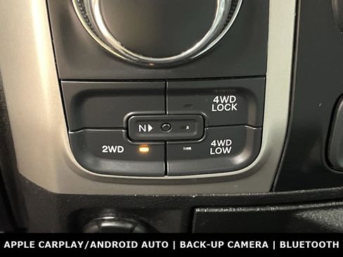 Used 2020 RAM 1500 Classic SLT AWD/4WD image 15