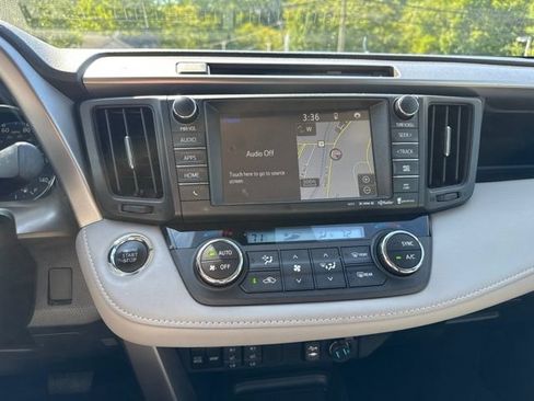 Used 2016 Toyota RAV4 Limited AWD/4WD image 8