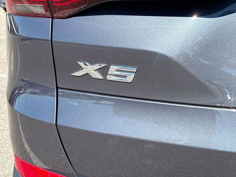 Used 2019 BMW X5 xDrive40i w/ Luxury Seating Package image 11