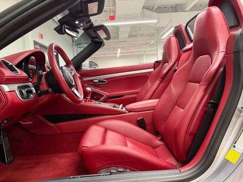 Certified 2022 Porsche 718 Boxster RWD image 5