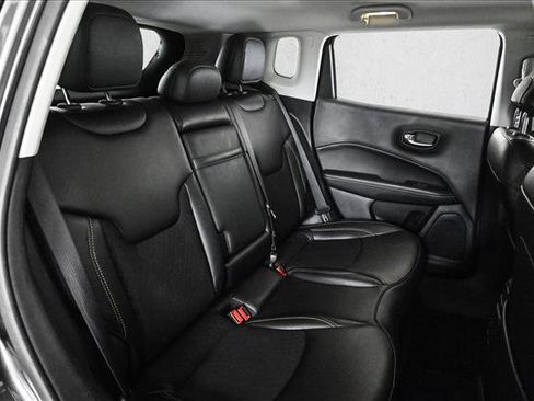 Used 2020 Jeep Compass Latitude w/ Cold Weather Group image 19