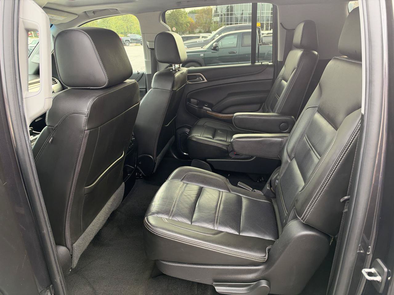 Used 2018 GMC Yukon XL Denali w/ Open Road Package AWD/4WD image 36