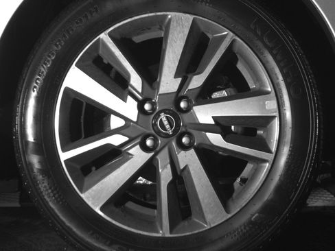 Used 2025 Nissan Versa SV image 13