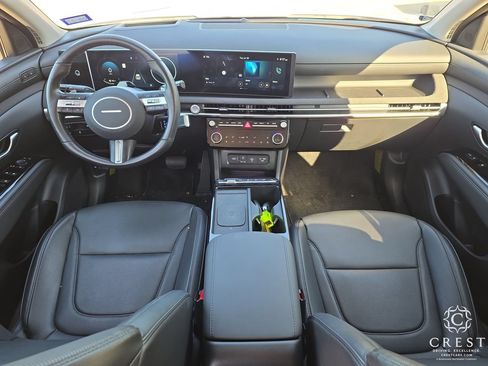 Used 2025 Hyundai Tucson Limited FWD image 12