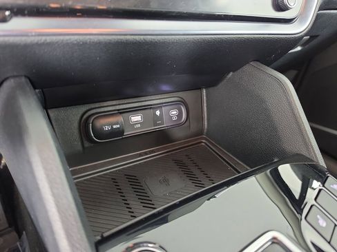 Certified 2025 Kia Sportage EX FWD image 21