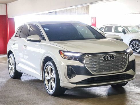 Used 2023 Audi Q4 e-tron Premium AWD/4WD image 5