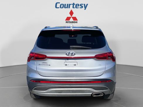 Used 2023 Hyundai Santa Fe SE AWD/4WD image 4