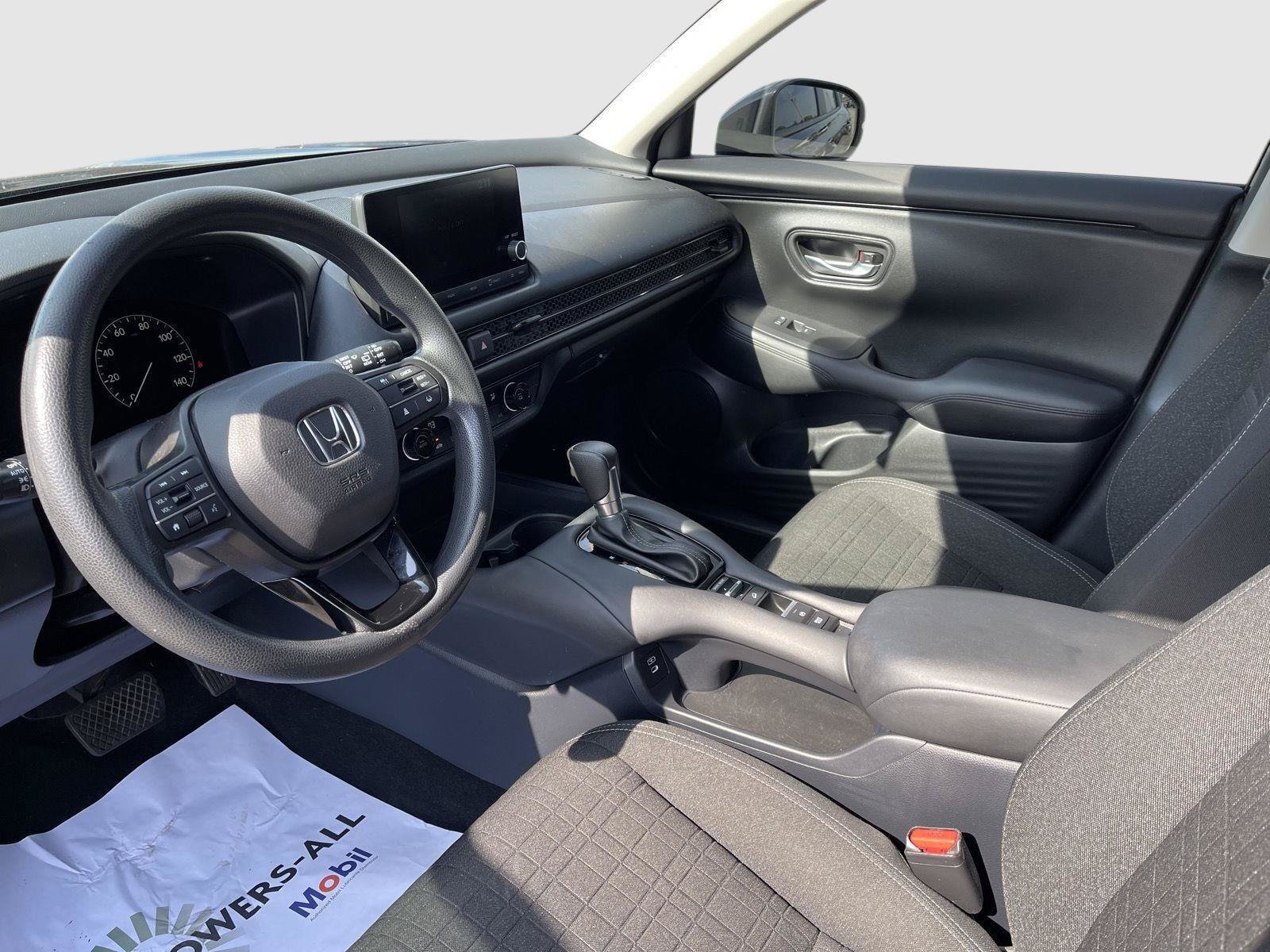 Used 2024 Honda HR-V LX image 4