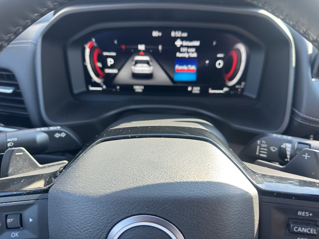 Used 2025 Nissan Rogue SL w/ SL Premium Package FWD image 12