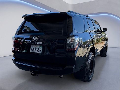 Used 2019 Toyota 4Runner SR5 RWD image 6