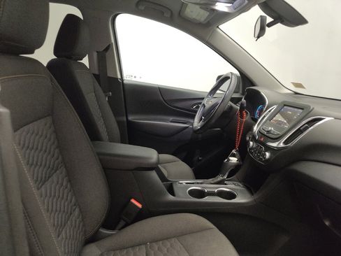 Used 2019 Chevrolet Equinox LT image 21
