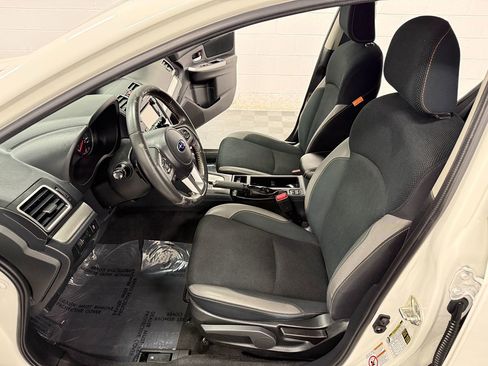 Used 2017 Subaru Crosstrek 2.0i Premium w/ Popular Package #2 image 10