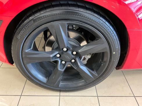Used 2018 Chevrolet Camaro LT image 7