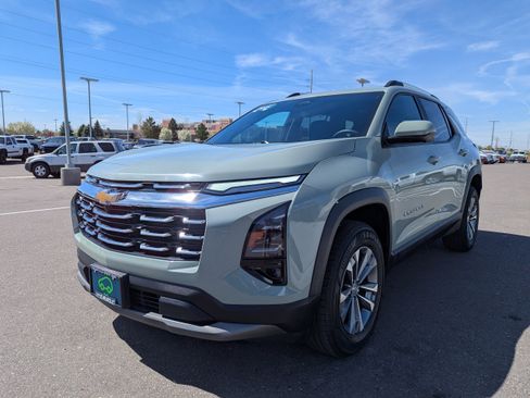 Certified 2025 Chevrolet Equinox LT w/ Convenience Package II AWD/4WD image 7
