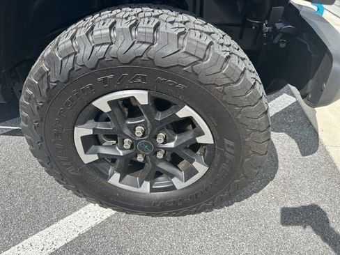 Used 2025 Jeep Wrangler Unlimited Rubicon 4xe w/ Convenience Group AWD/4WD image 11