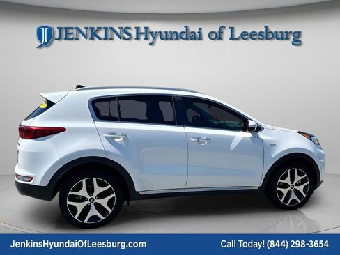 Used 2017 Kia Sportage SX image 4
